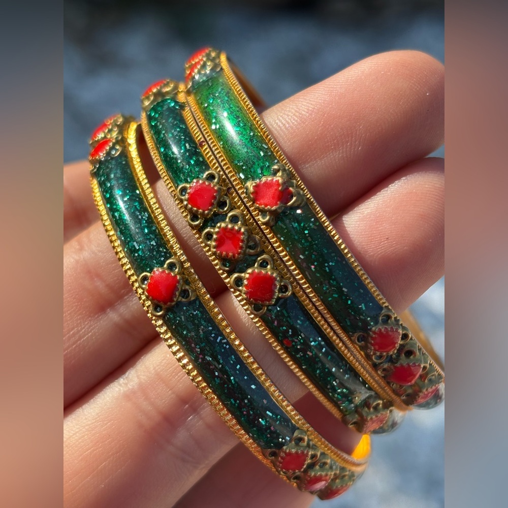 SET OF 5 Bright Multicolour Bangles Set Red and Green - Picture 5 of 9